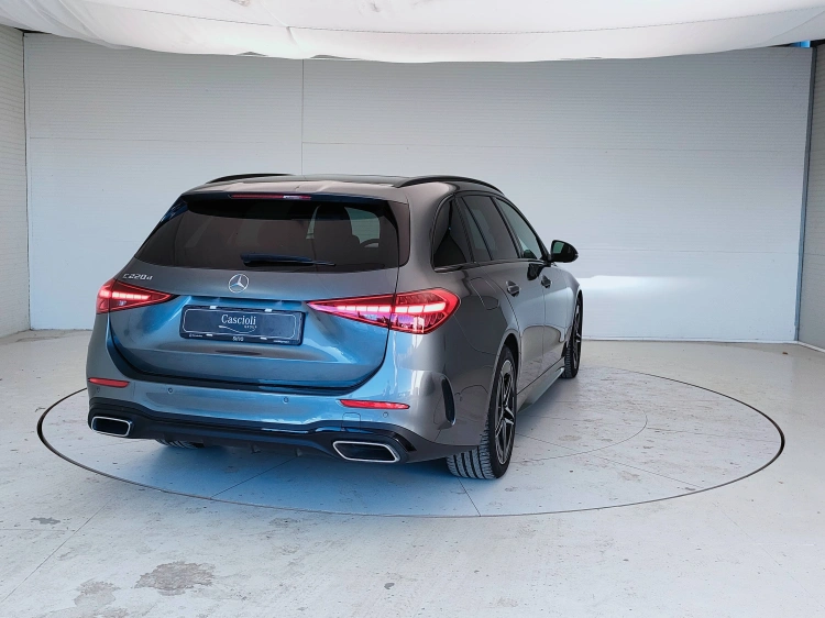 6 - Mercedes-Benz Classe C SW 220 d mhev AMG Line Advanced 197cv auto