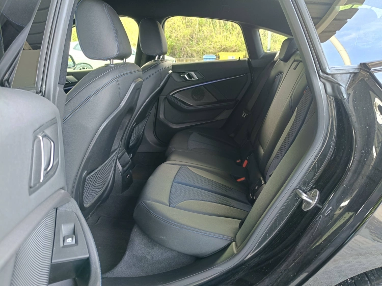 9 - BMW Serie 2 218d Gran Coupe Msport auto