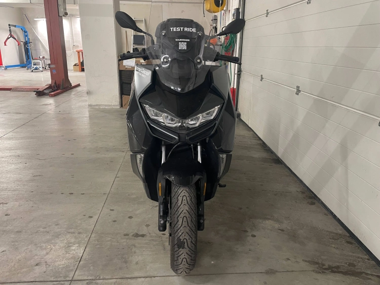 2 - BMW Motorrad C SCOOTER C 400 GT
