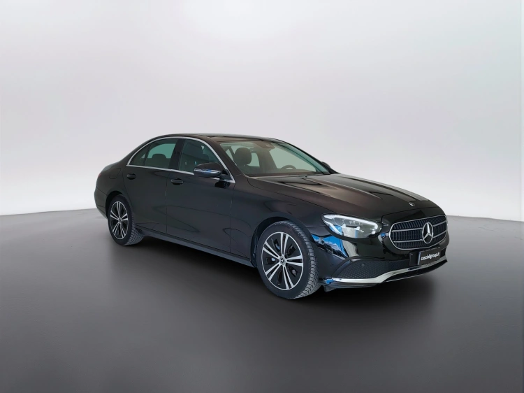 3 - Mercedes-Benz Classe E 220 d Business Sport 4matic auto my20