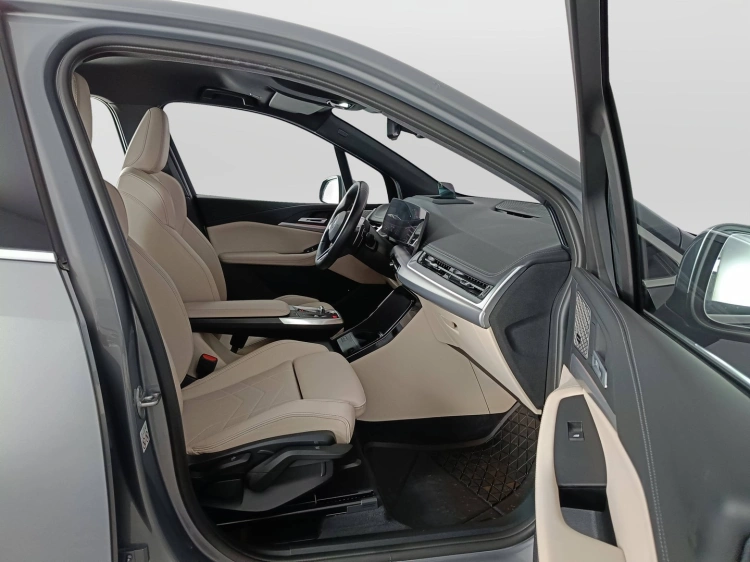 11 - BMW Serie 2 218d Active Tourer Luxury auto