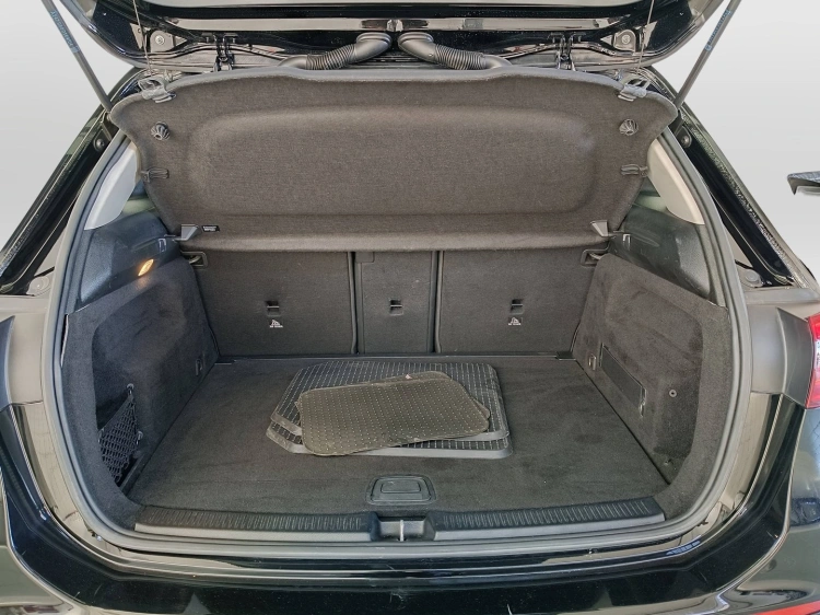19 - Mercedes-Benz Classe B 180 d Sport auto