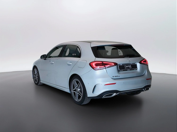 7 - Mercedes-Benz Classe A 180 d Premium auto