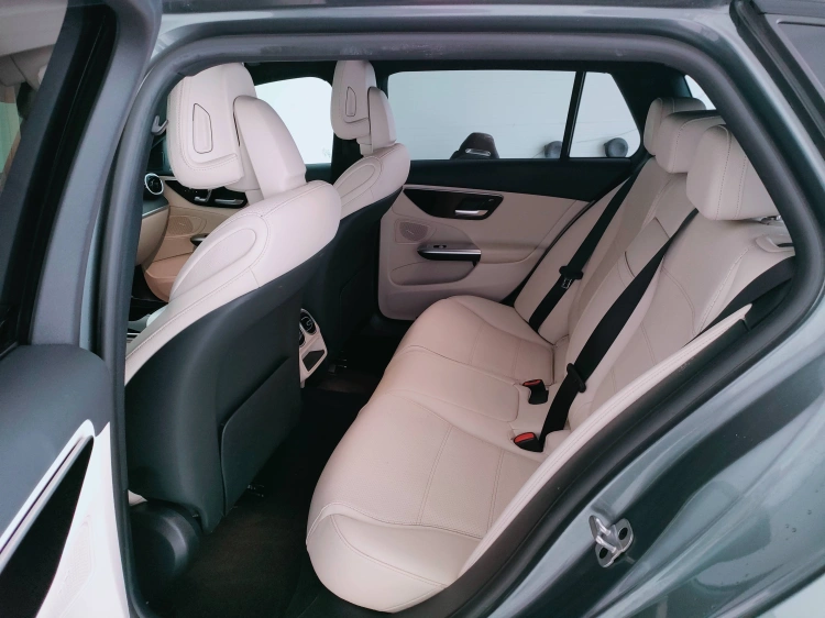 11 - Mercedes-Benz Classe C SW All-Terrain 220 d mhev Premium 4matic 197cv auto