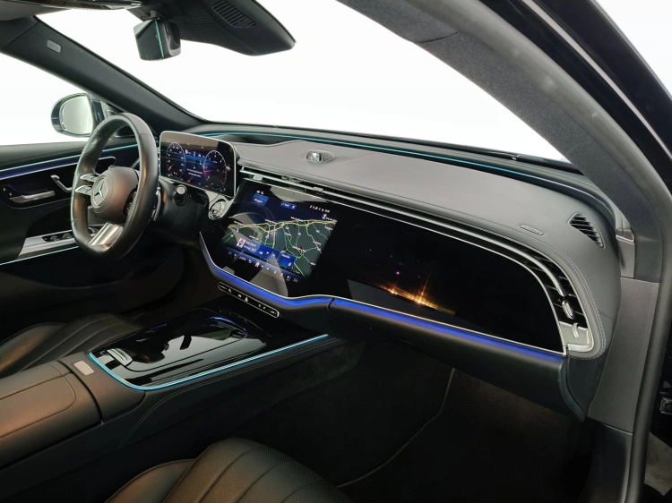 10 - Mercedes-Benz Classe E SW 220 d AMG Line Premium Plus auto