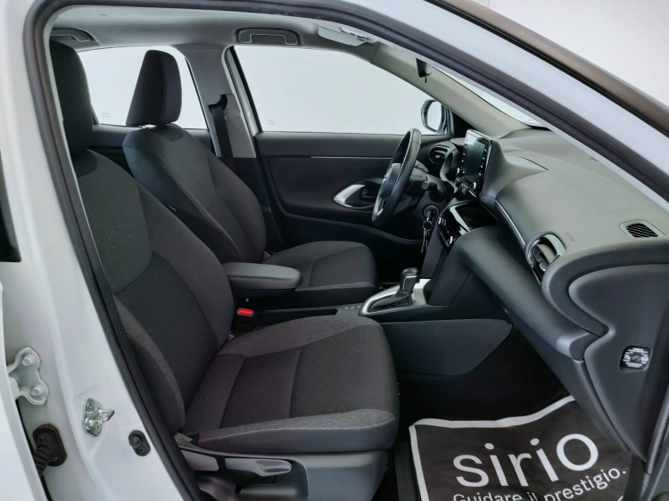 14 - Toyota Yaris Cross Yaris Cross 1.5h Active fwd 116cv e-cvt