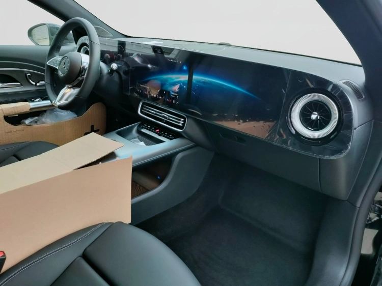 11 - Mercedes-Benz CLA 180