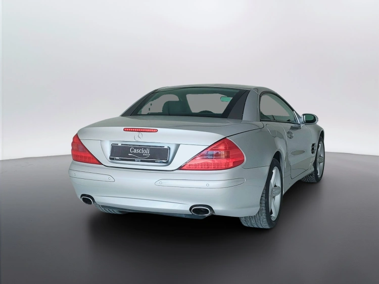 5 - Mercedes-Benz SL 600 V12 biturbo