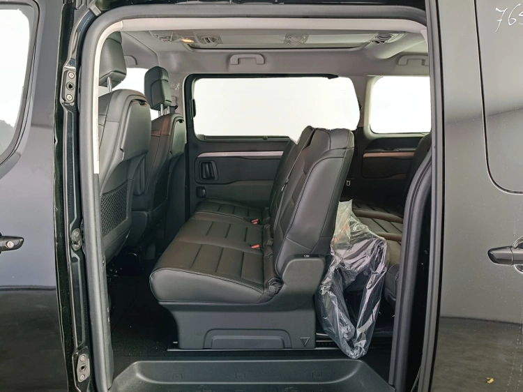 10 - Toyota Professional PROACE VERSO PROACE VERSOL1 2.0D177A LUX25