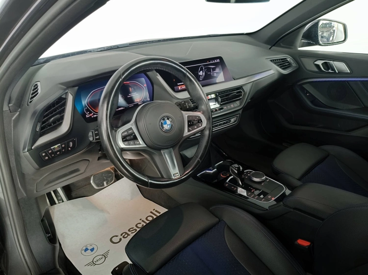 7 - BMW Serie 1 118d Msport auto