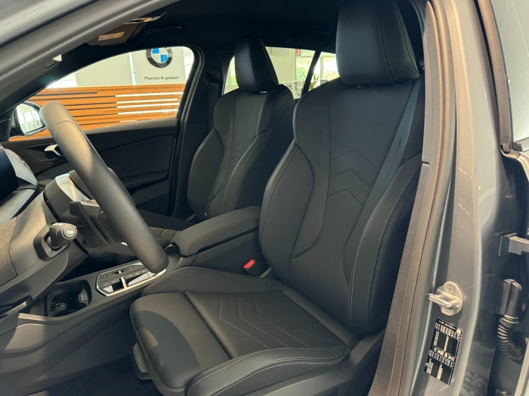 12 - BMW Serie 1 BMW 120d