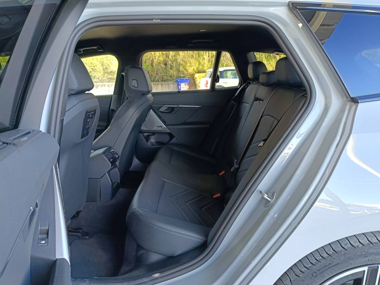 9 - BMW Serie 5 520d Touring 48V xdrive MSport Pro auto