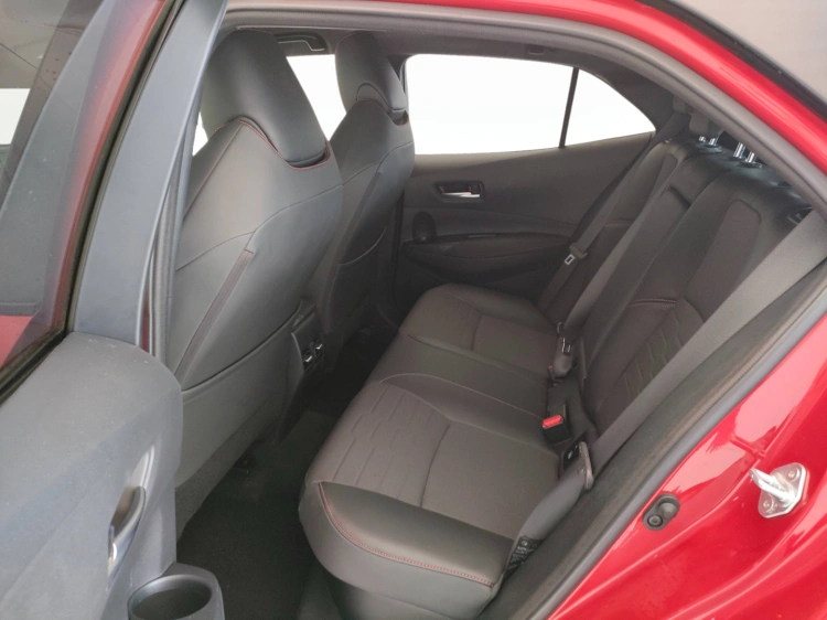 10 - Toyota Corolla Corolla 2.0h Lounge cvt