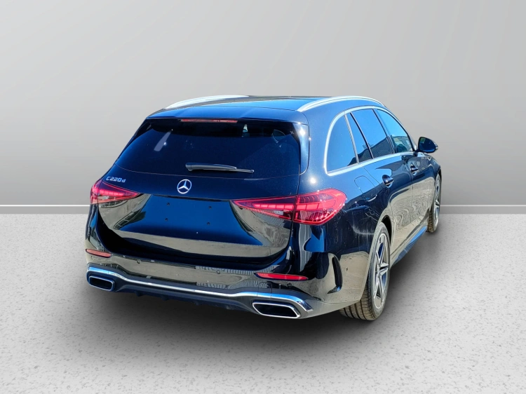 6 - Mercedes-Benz Classe C 220 d Estate