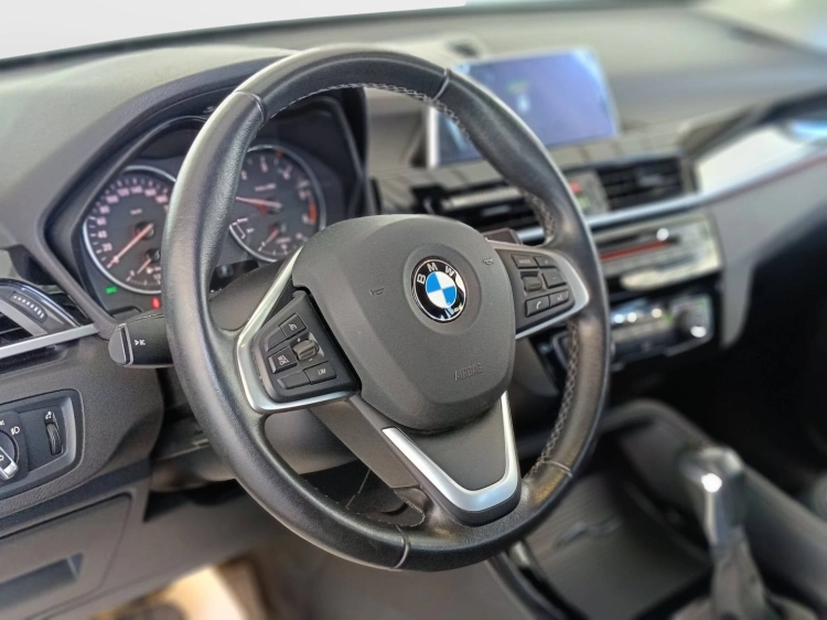 16 - BMW X1 X1 sdrive18d xLine auto my18