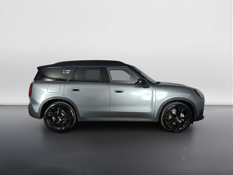3 - MINI Countryman Mini Countryman 1.5 48V C Classic auto