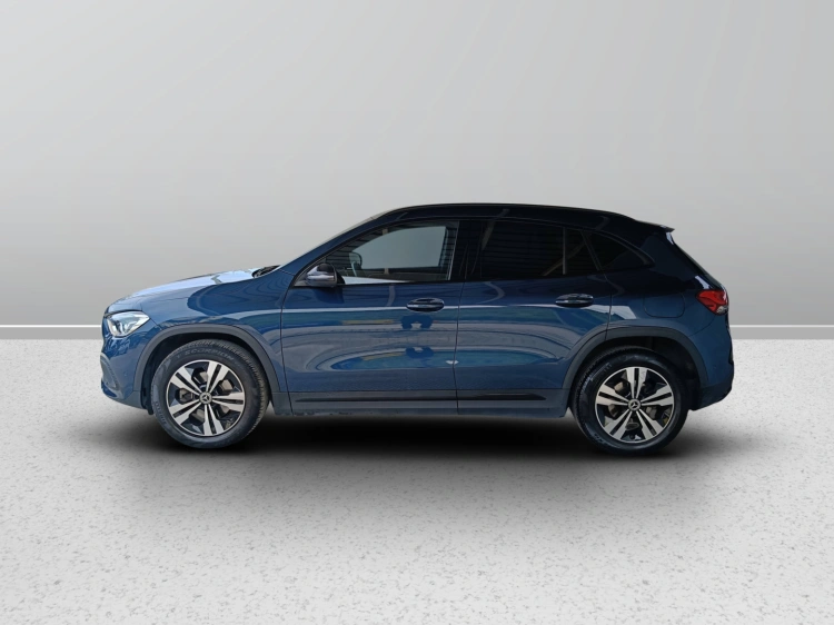3 - Mercedes-Benz GLA 200 d Sport Plus 4matic auto
