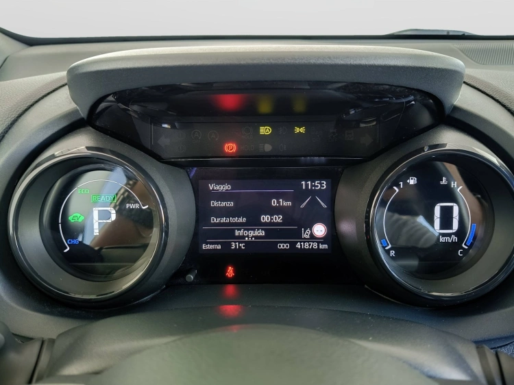 12 - Toyota Yaris Yaris 1.5h Style