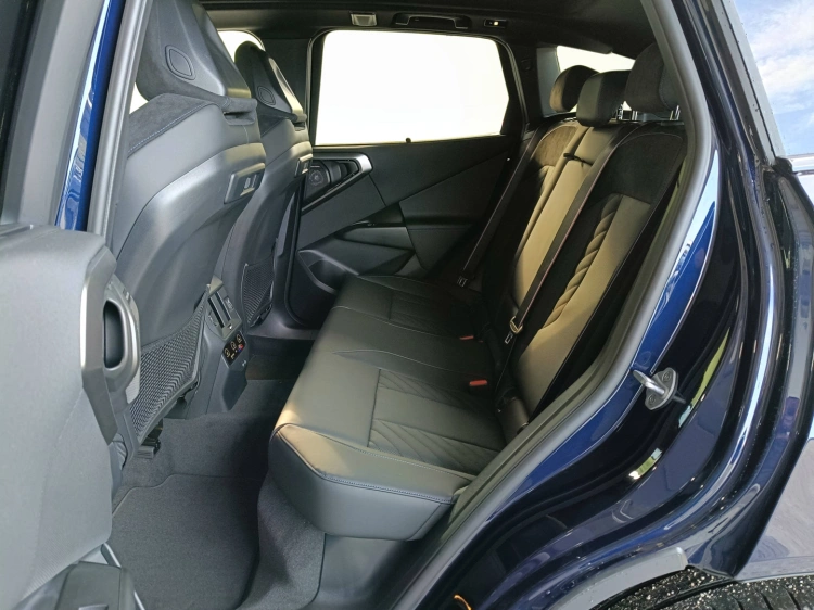 9 - BMW X3 BMW X3 40d xDrive