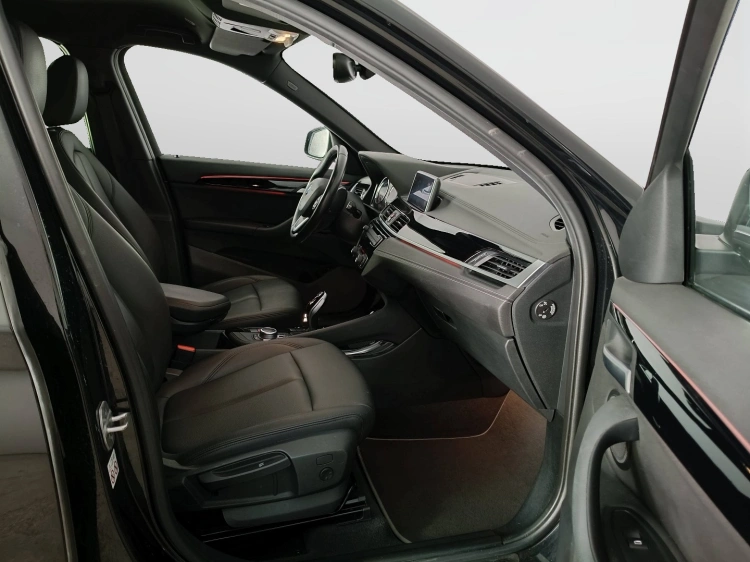 11 - BMW X1 X1 sdrive18d xLine Plus auto