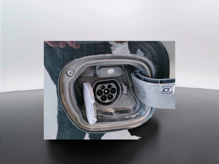 10 - smart fortwo Fortwo eq Passion 22kW