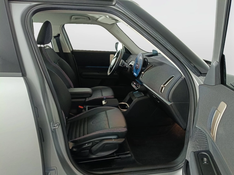 11 - MINI Countryman Mini Countryman 2.0 48V D Classic auto