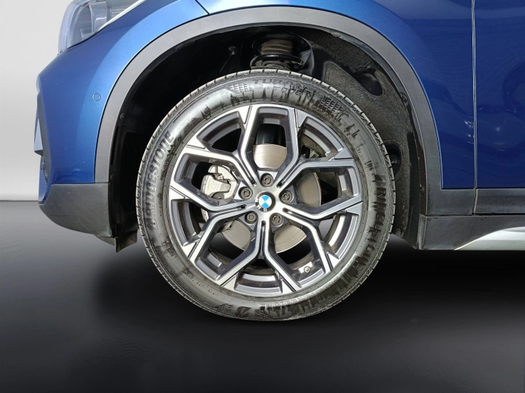 16 - BMW X1 X1 sdrive18d xLine Plus auto