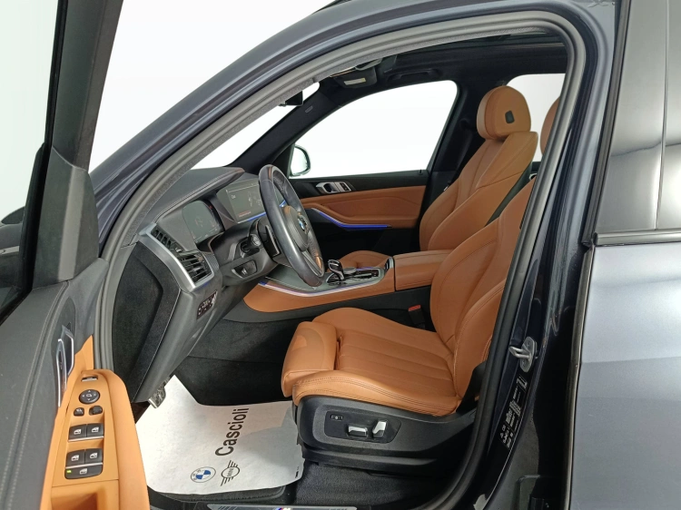 8 - BMW X5 X5 xdrive30d mhev 48V Msport auto