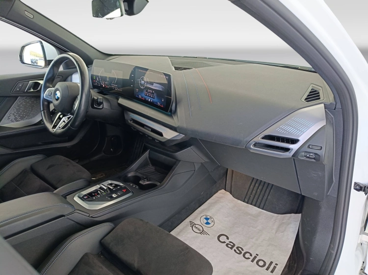 16 - BMW Serie 1 118d MSport auto