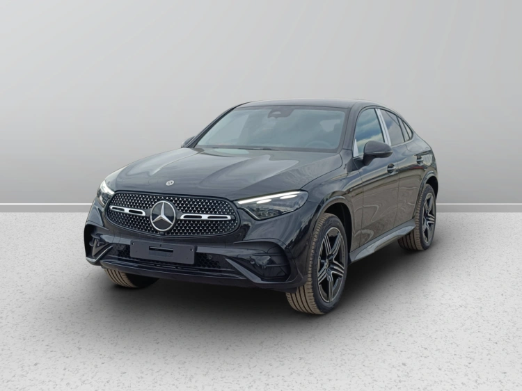 1 - Mercedes-Benz GLC 300 de 4Matic Plug-in Hybrid Coupe