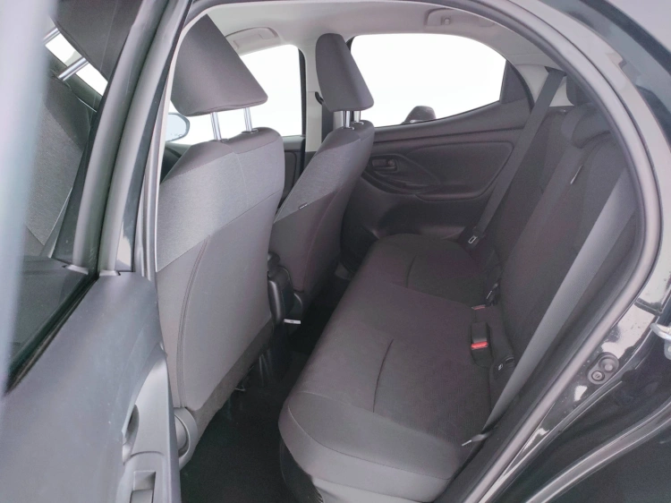 10 - Toyota Yaris Yaris 1.5h Trend