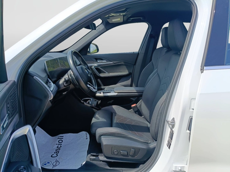 8 - BMW X1 X1 sdrive18d MSport auto