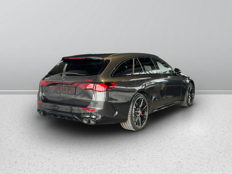 6 - Mercedes AMG Classe E Mercedes-AMG E 53 HYBRID 4MATIC+ Station