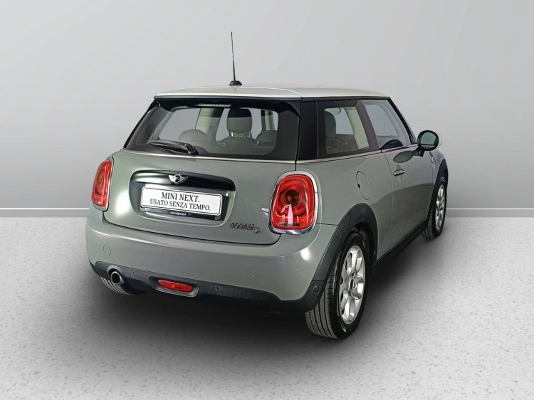 5 - MINI Cooper Mini 1.5 Cooper D 3p