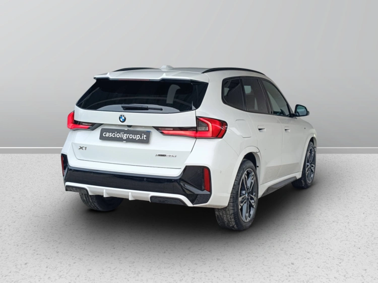 4 - BMW X1 X1 xdrive20d mhev 48V MSport Pro auto