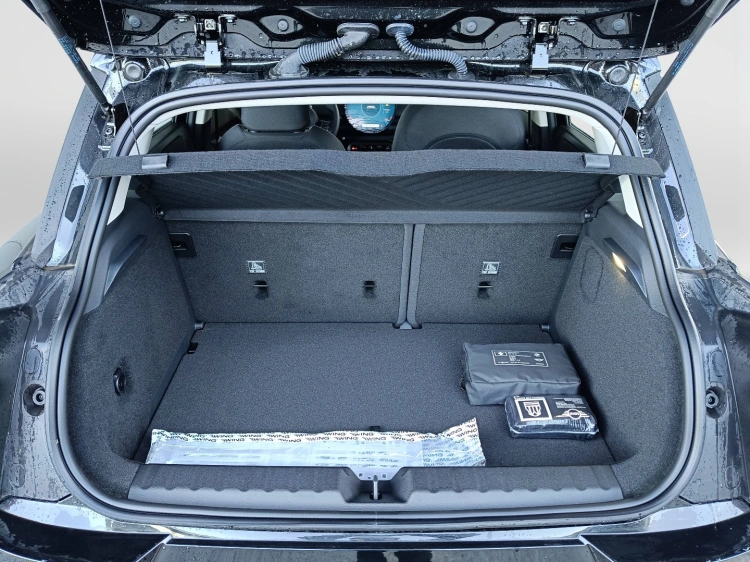 12 - MINI Aceman ACEMAN E