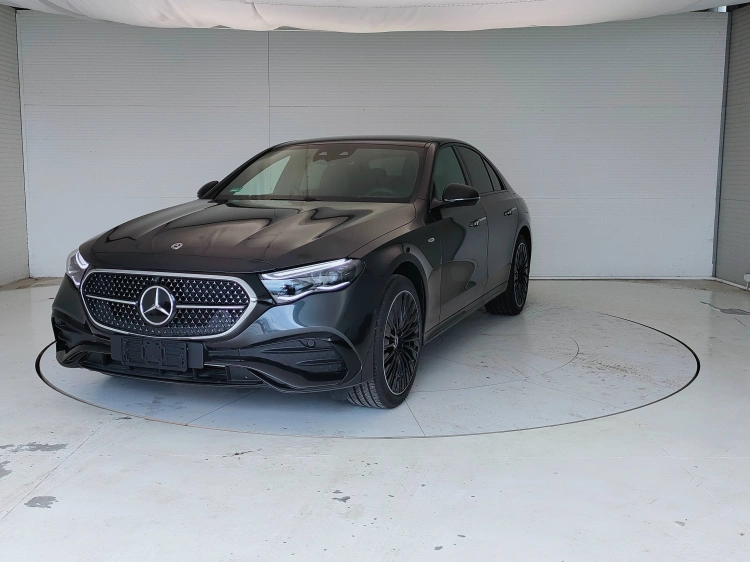 1 - Mercedes-Benz Classe E 300 de phev AMG Line Premium 4matic auto
