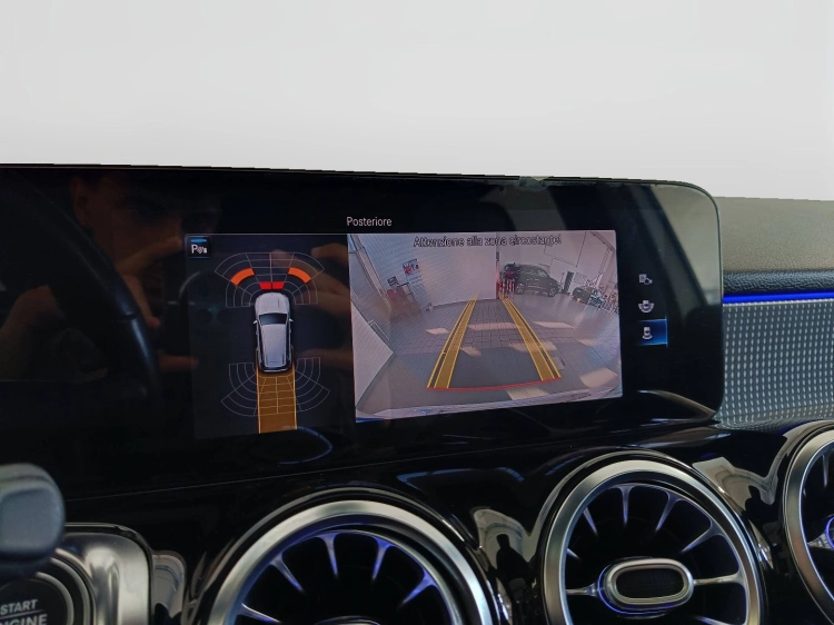 14 - Mercedes-Benz GLB 200 d Sport Plus 4matic auto