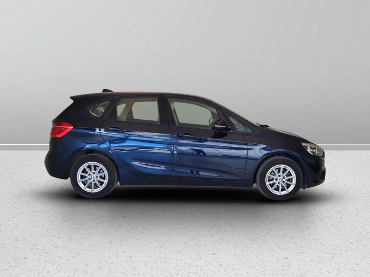 7 - BMW Serie 2 216d Active Tourer Advantage my15