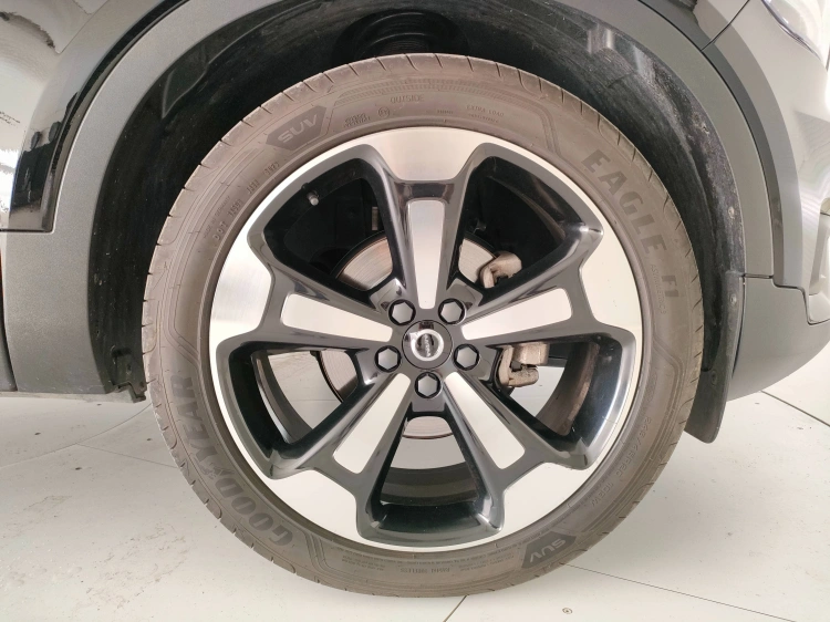 8 - Volvo XC40 XC40 2.0 d3 Momentum geartronic my20