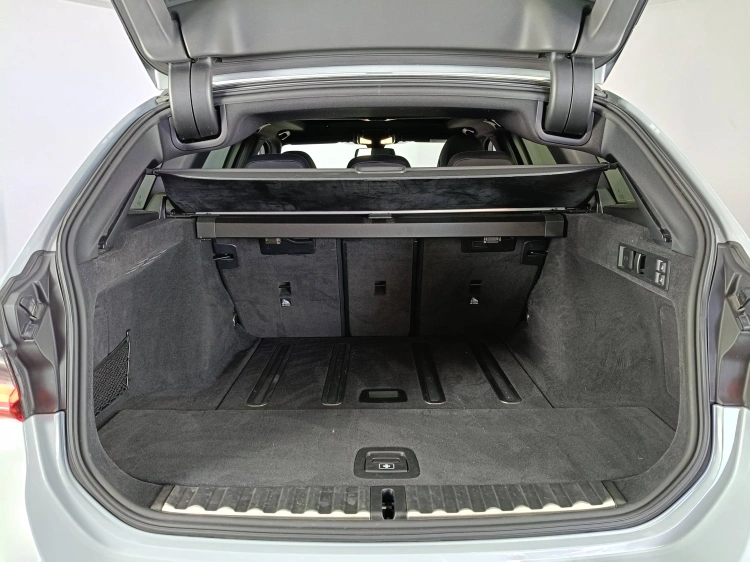 21 - BMW Serie 3 320d Touring mhev 48V xdrive Msport auto