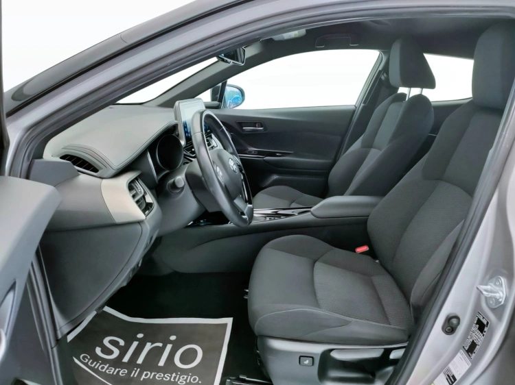 10 - Toyota C-HR C-HR 1.8h Trend 2wd e-cvt