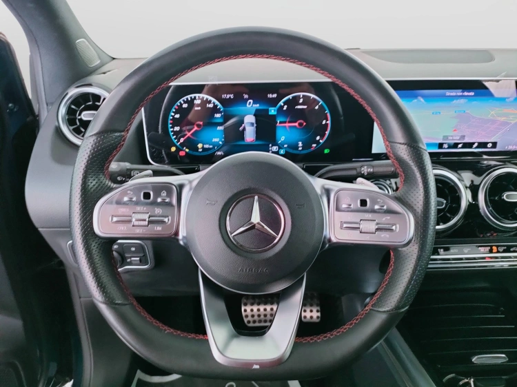 12 - Mercedes-Benz Classe B 180 d Premium auto