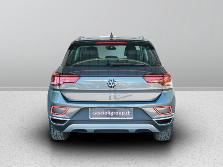 4 - Volkswagen T T-Roc 1.5 tsi Life dsg