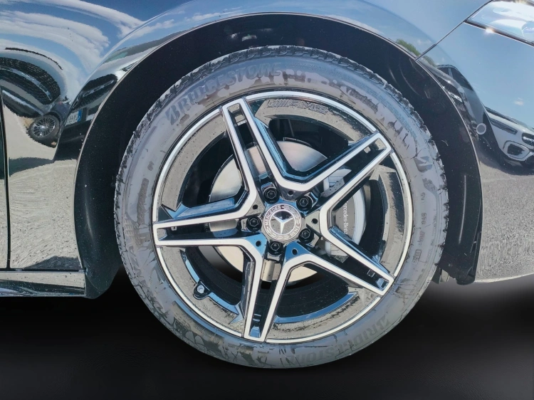 6 - Mercedes-Benz Classe A 180 d Automatic