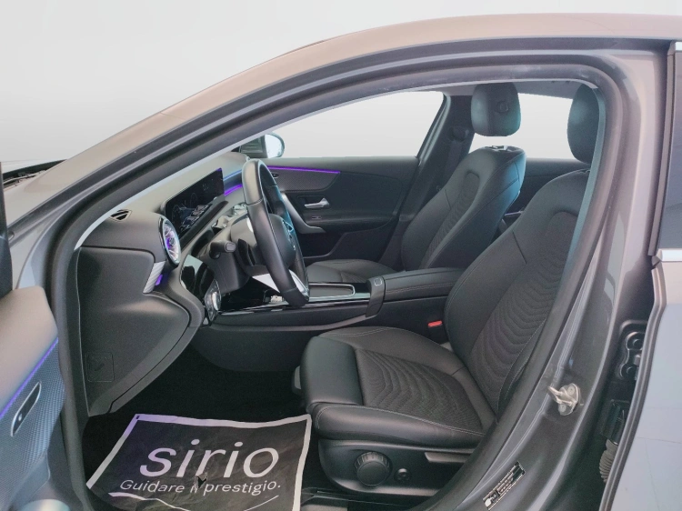 13 - Mercedes-Benz Classe A 180 d Progressive Advanced Plus auto
