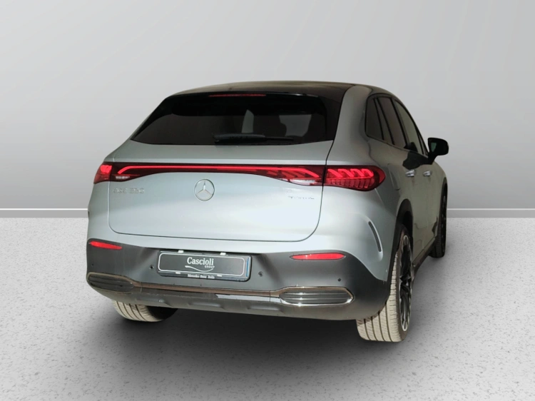 4 - Mercedes-Benz EQE 350 AMG Line Premium 4matic