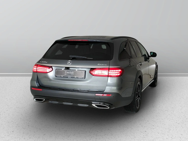 6 - Mercedes-Benz Classe E SW All-Terrain 220 d Premium Plus 4matic auto my20