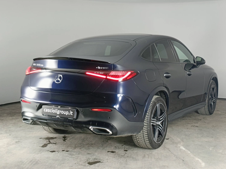 4 - Mercedes-Benz GLC 300 de phev AMG Line Premium Plus 4matic auto