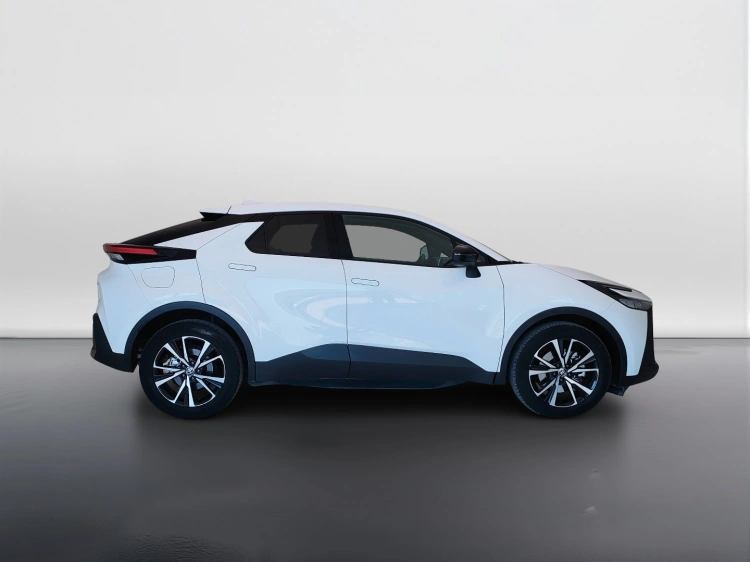 4 - Toyota C-HR C-HR 2.0 phev Trend eco fwd e-cvt